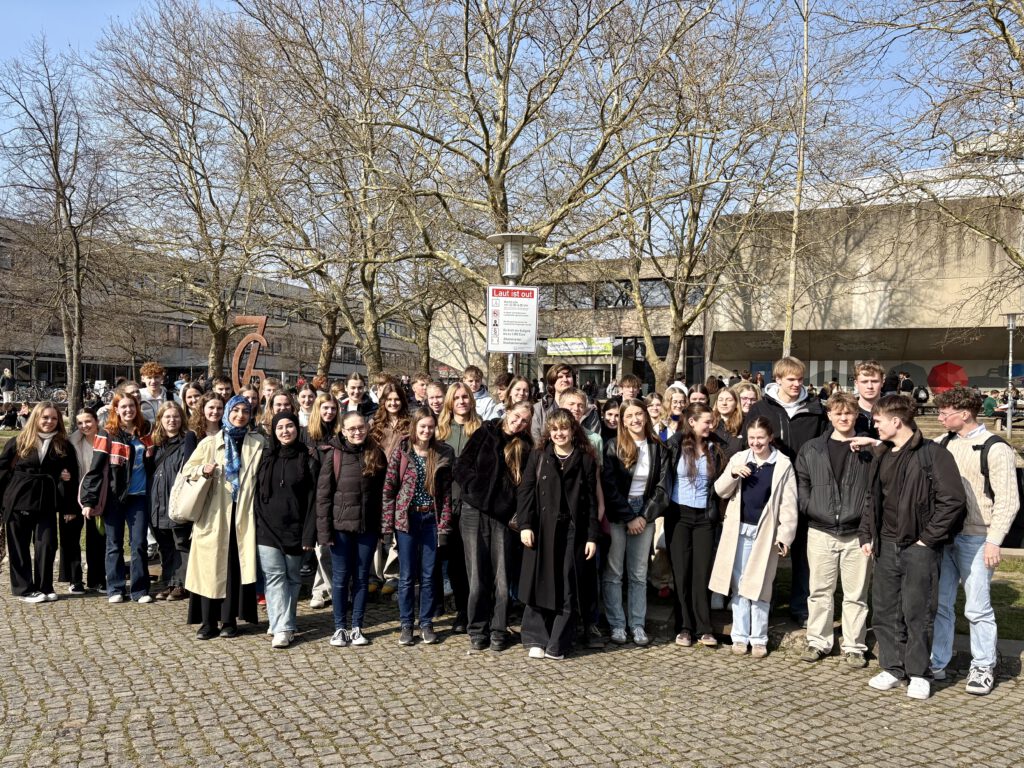 Schlossschüler schnuppern Uni-Luft in Göttingen